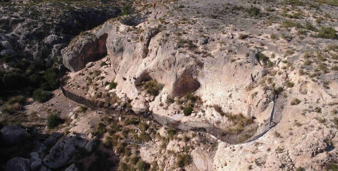 Imagen aérea de la Cueva del Arco