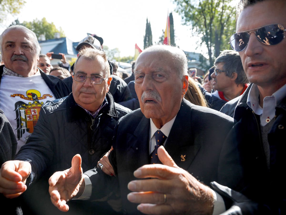 Las cenizas de Antonio Tejero serán depositadas en la iglesia de Torre del Mar en Vélez-Málaga