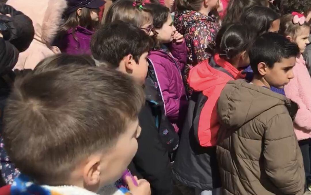 Imagen de archivo de algunos niños, durante la celebración del día de la mujer en Valdepeñas (Ciudad Real) 