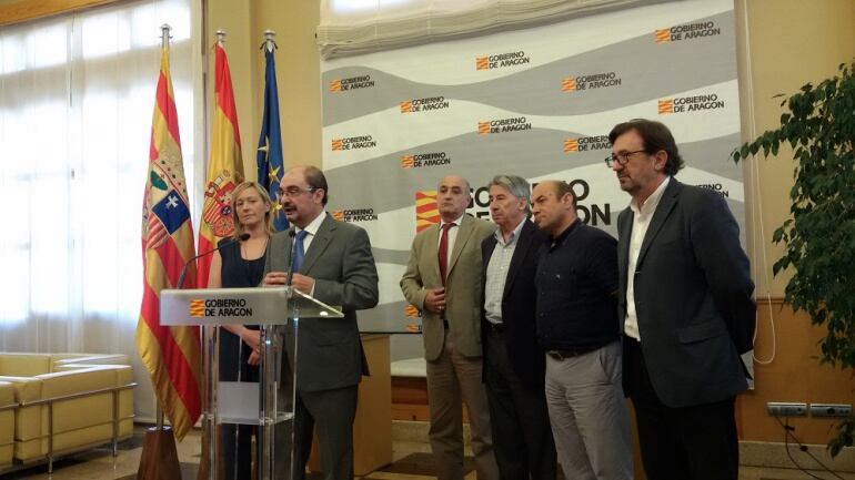 Primera toma de contacto entre el Gobierno de Aragón y los agentes sociales