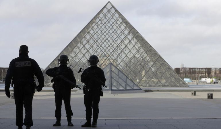 Museo del Louvre.