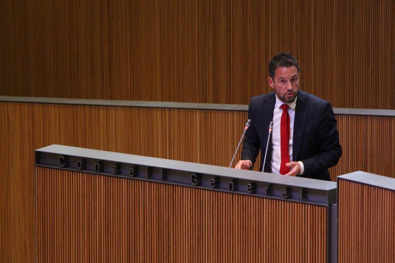 El conseller socialdemòcrata, Pere López, únic candidat a les primàries del PS.