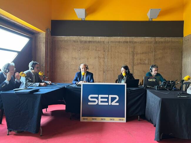 Sara Sarrablo en el programa de la Cadena Ser provincial. Foto: Berta Torres