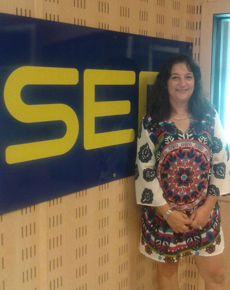 Katiana Vicens en los estudios de Radio Mallorca