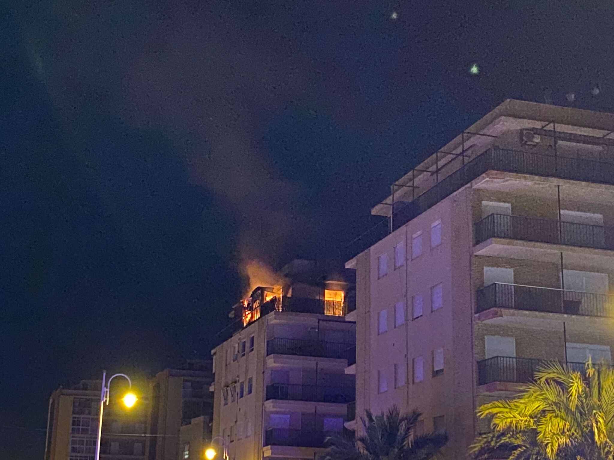 Incendio en vivienda de Arenales del Sol, Elche