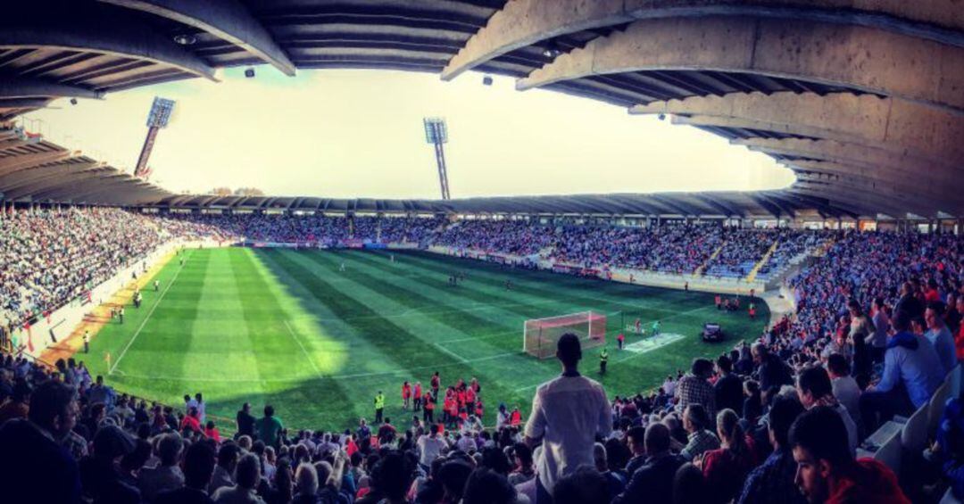 Los aficionados llenarán en masa el Reino ante la visita del Barcelona