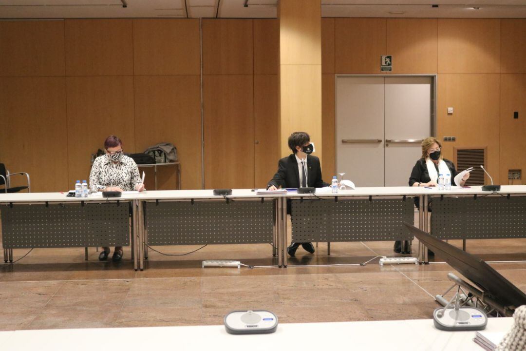 Els consellers socialdèmcrates en un consell de comú de la capital