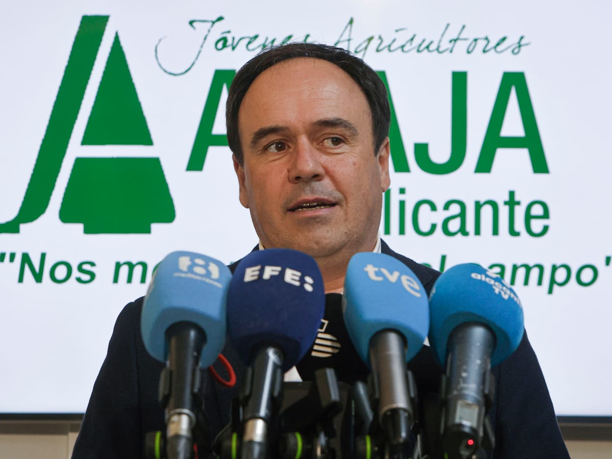 Pérez Llorca se compromete con el futuro del Benidorm Fest y se reunirá "en breve" con RTVE