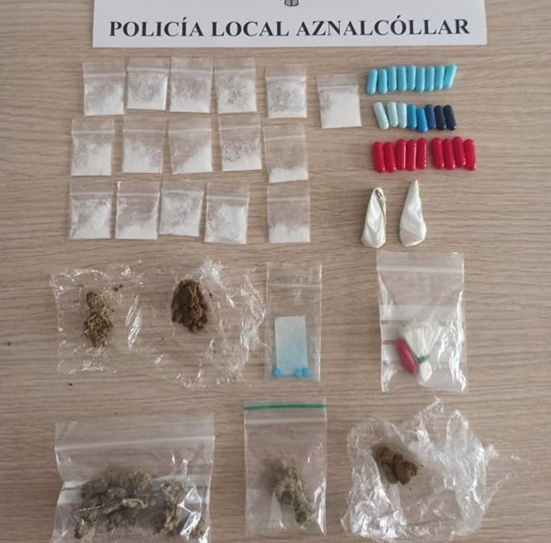 Droga incautada en la rave desalojada en la Sierra de Aznalcóllar 