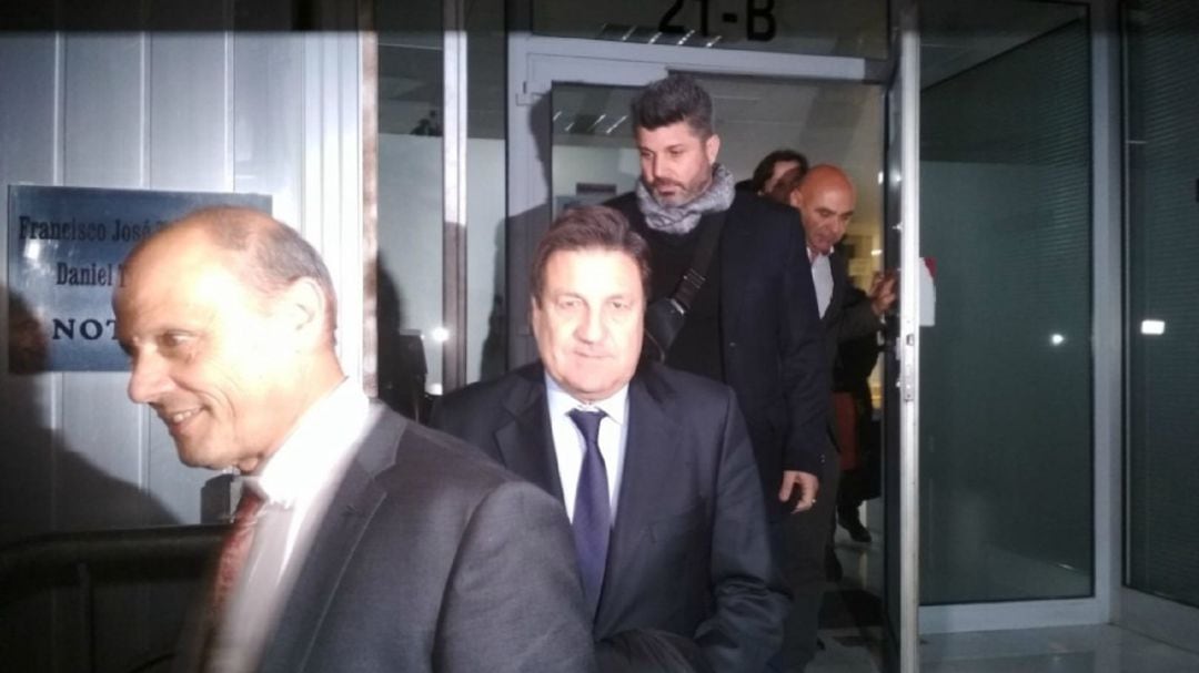 Bragarnik con Sepulcre, tras cerrar la compra del club