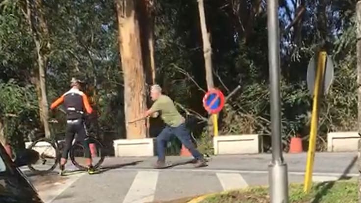 Versiones contradictorias en el incidente entre el camionero y los ciclistas