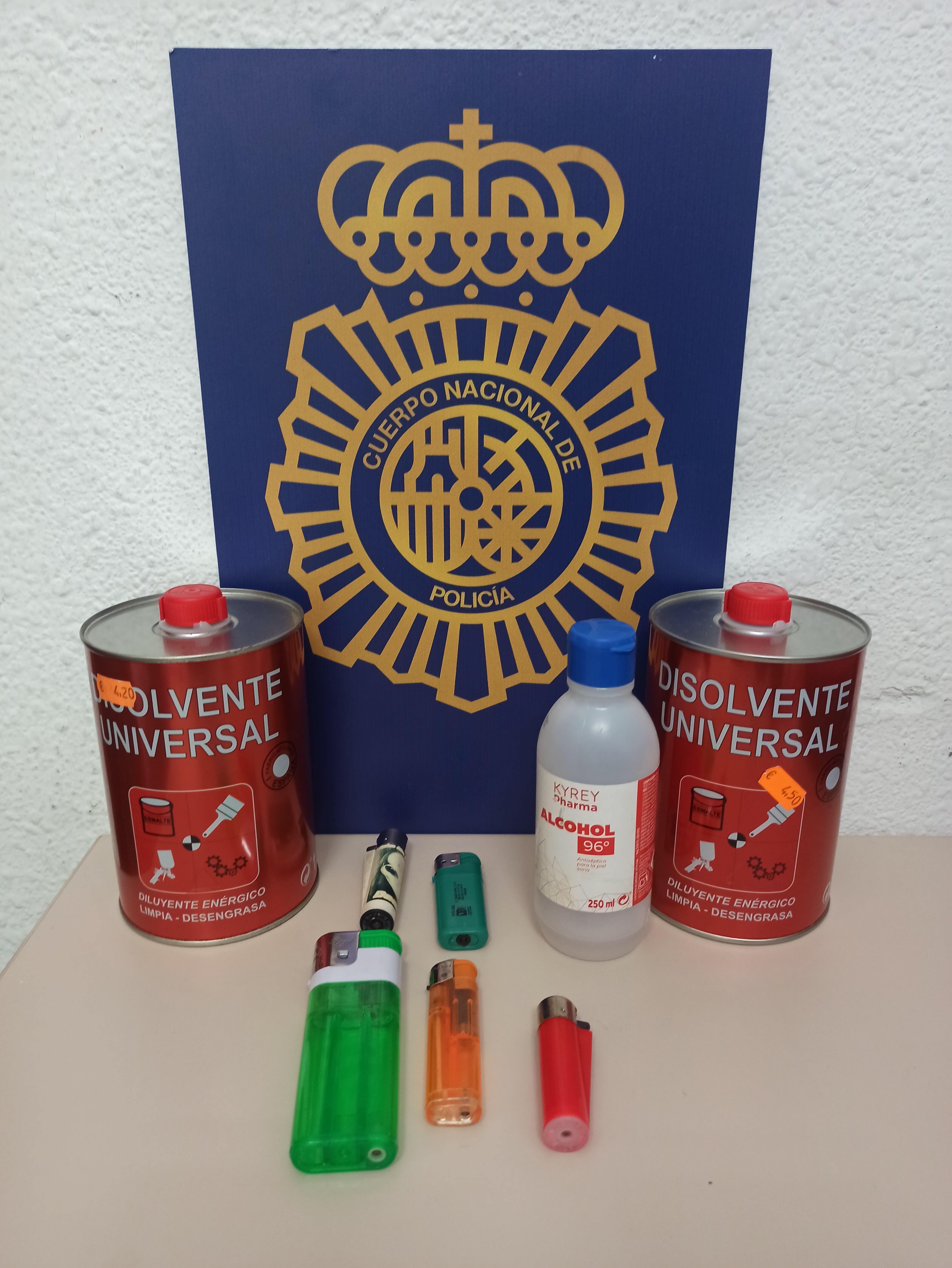 La Policía Nacional ha detenido a un hombre acusado de quemar diez vehículos en València.