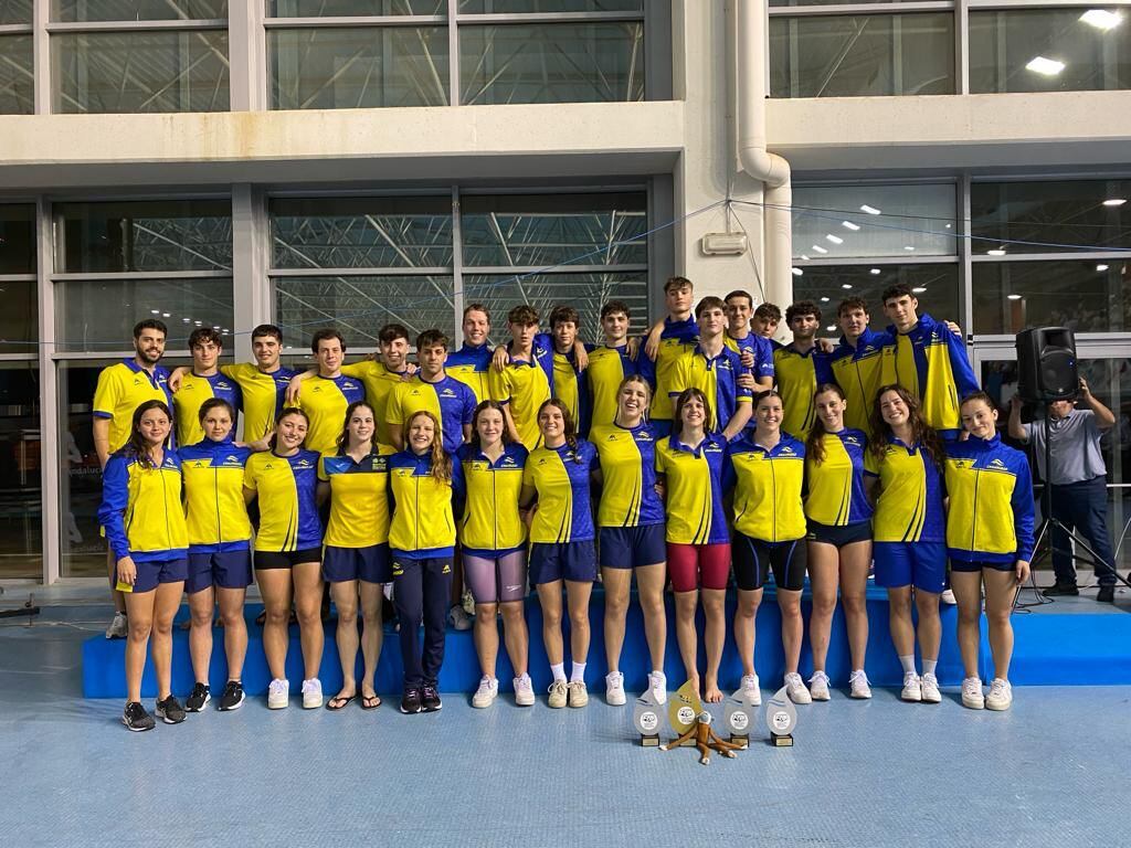 El Churriana campeón de Andalucía absoluto de natación