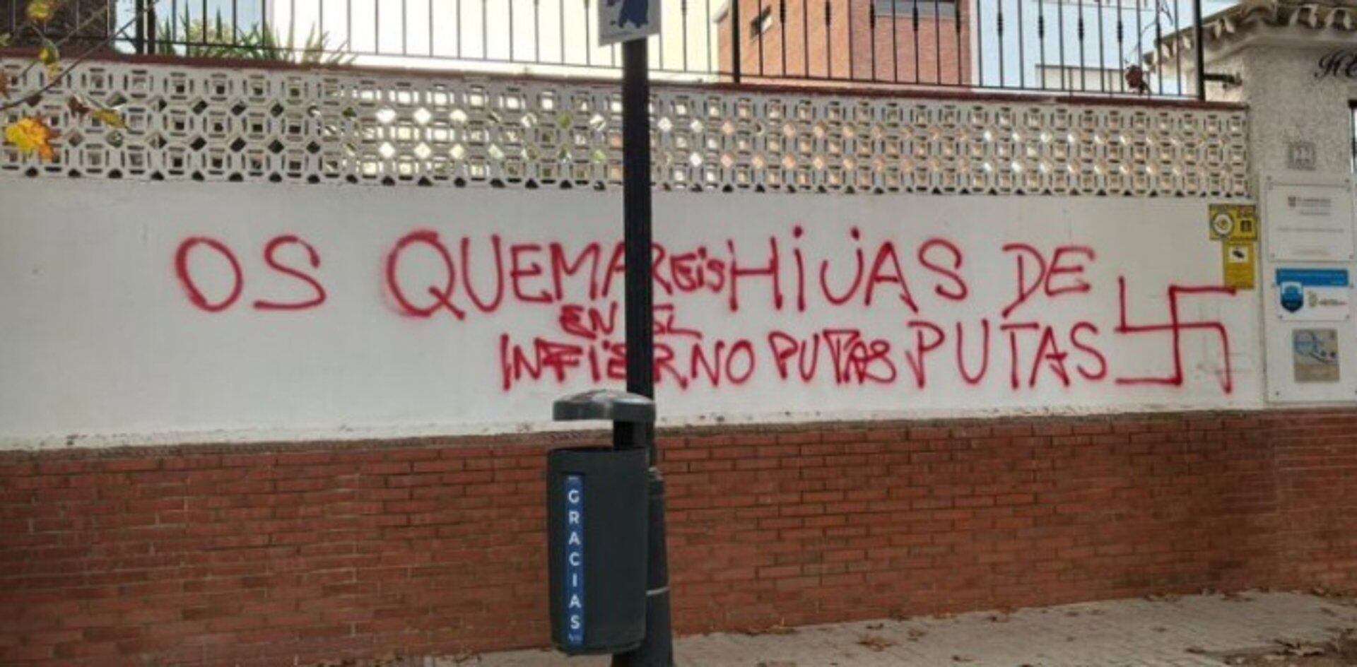 Pintada en el colegio La Asunción