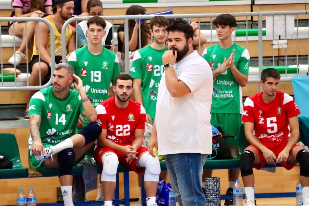 Pablo Ruiz expectante al juego.