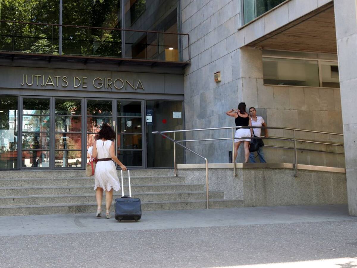 42 sol·licituds de mediació cada any