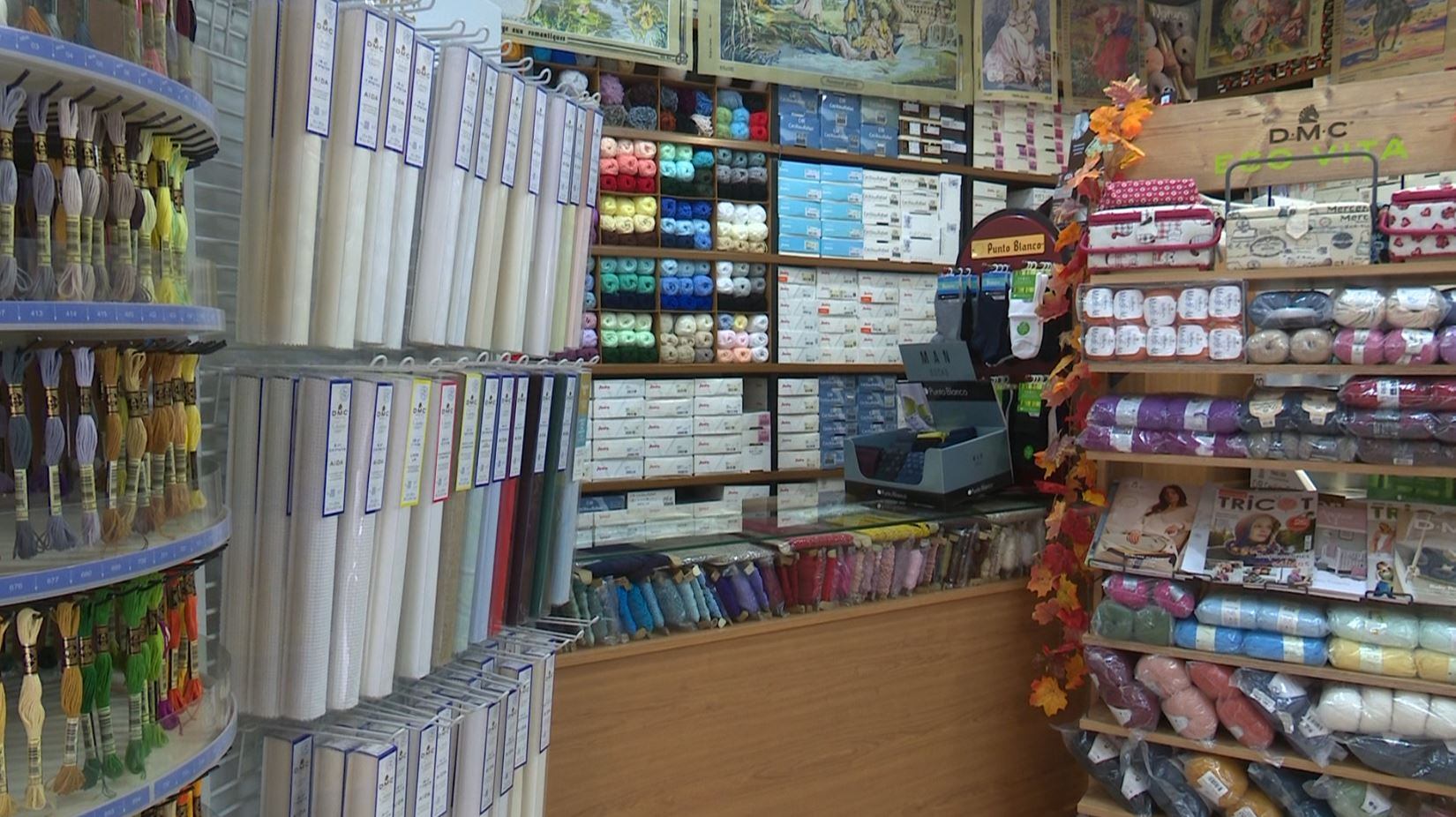 Interior de la Mercería Novell de Gandia, en la calle Mayor