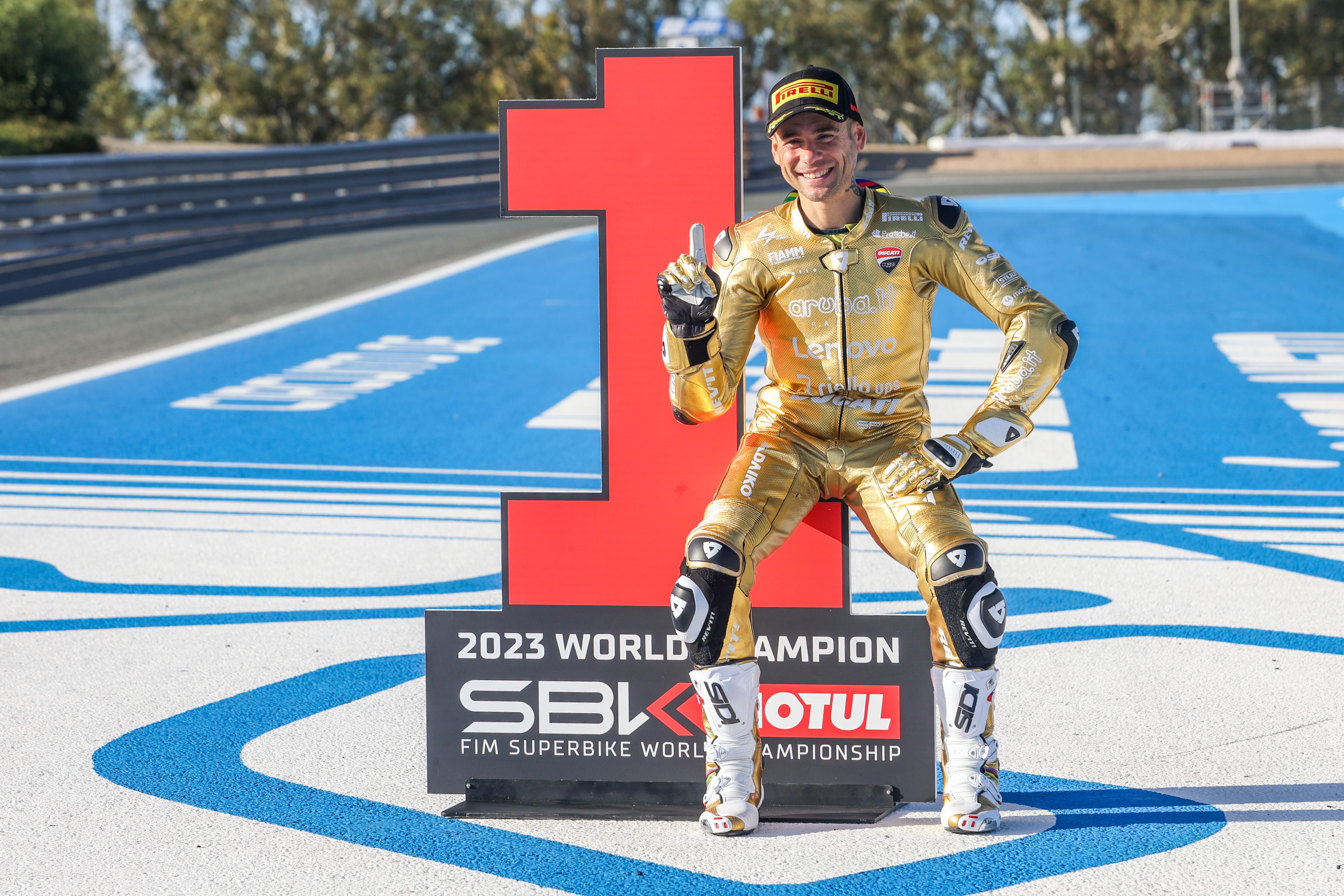 Álvaro Bautista se proclama en Jerez campeón del Mundo de Superbike