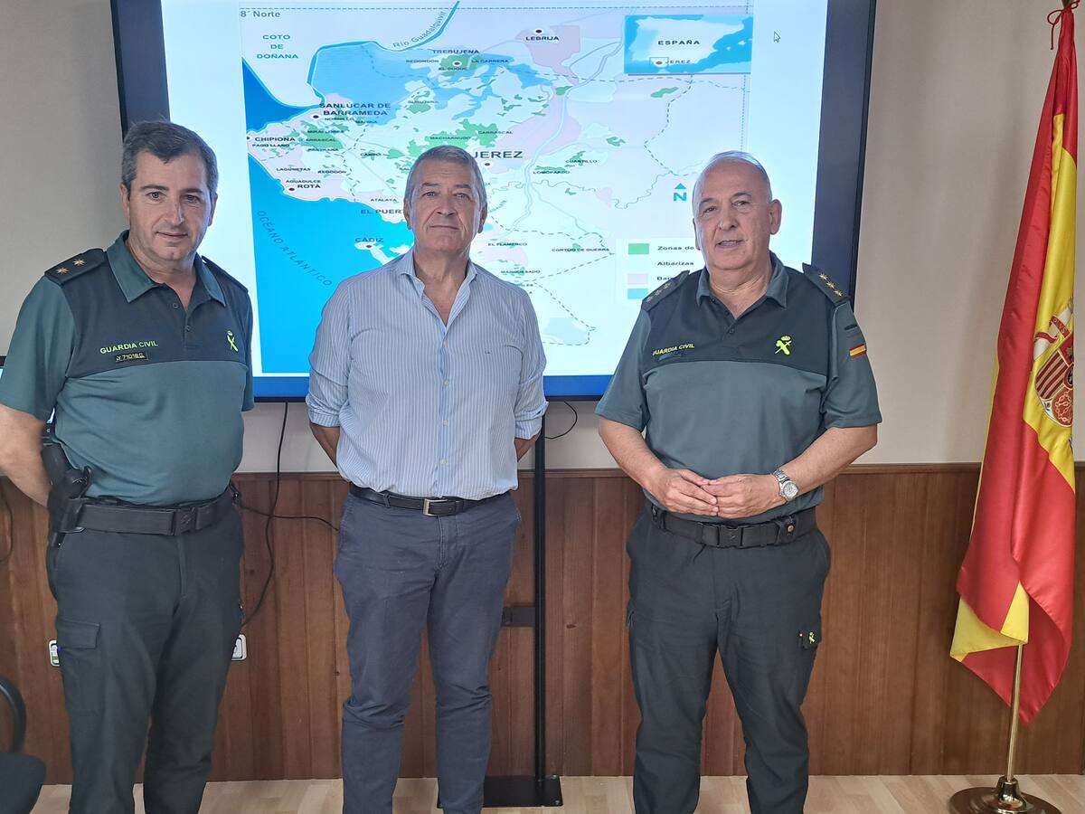 La Guardia Civil vela durante la vendimia para garantizar el vino de Jerez con uva 100% de la DO