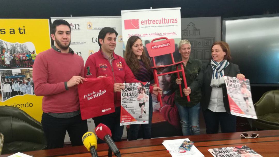 El Ayuntamiento de León fue el escenario del acto de presentación de la prueba 