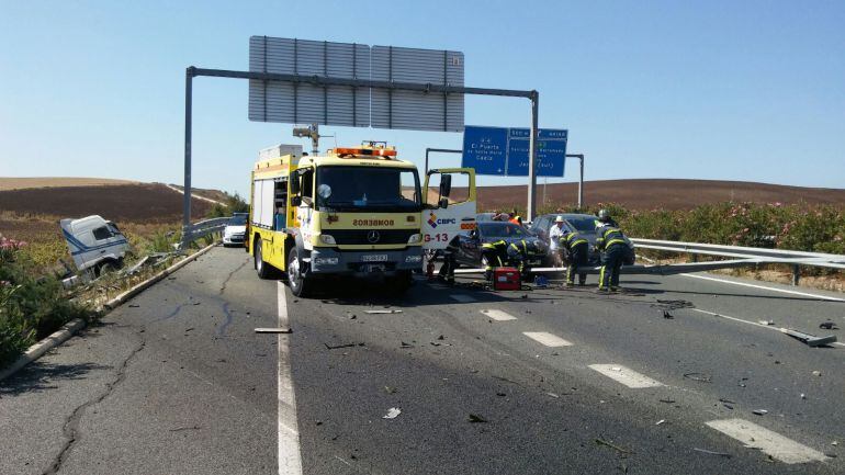 Imagen del accidente ocurrido este lunes en la Ronda Oeste