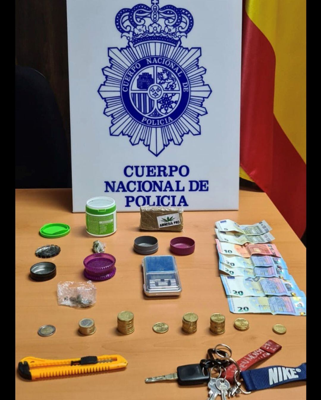 Efectos intervenidos a los detenidos