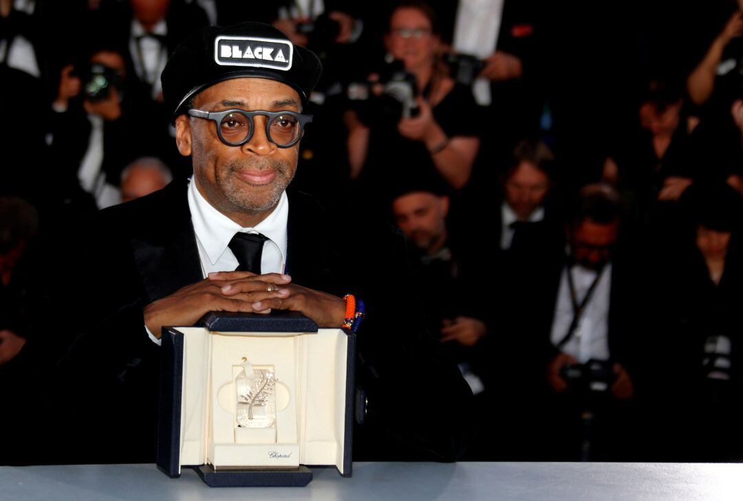 71st Cannes Film Festival - Photocall after Closing ceremony - Cannes, France, May 19, 2018. Director Spike Lee with Grand Prix Award