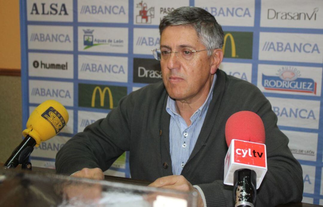 Cayetano Franco analizó los rigores de la crisis y el futuro deportivo del Ademar