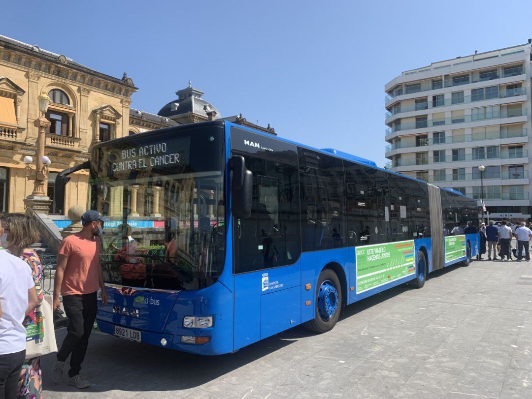 Imagen del &quot;Bus activo contra el cáncer&quot;