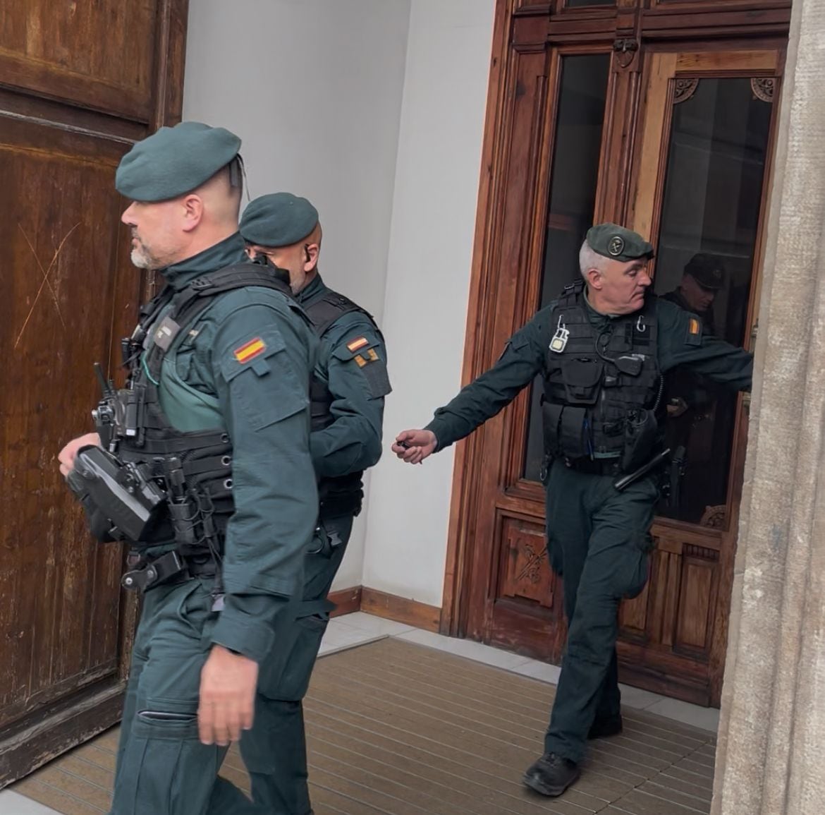 Registro de la Guardia Civil de la sede de Forestalia en Zaragoza