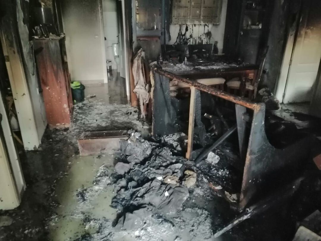 Incendio declarado en una vivienda de la calle Segovia de Puertollano