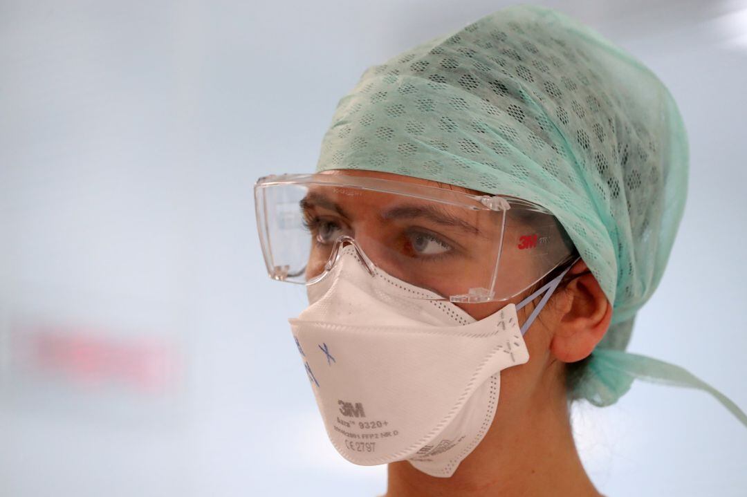 Personal médico combate la pandemia