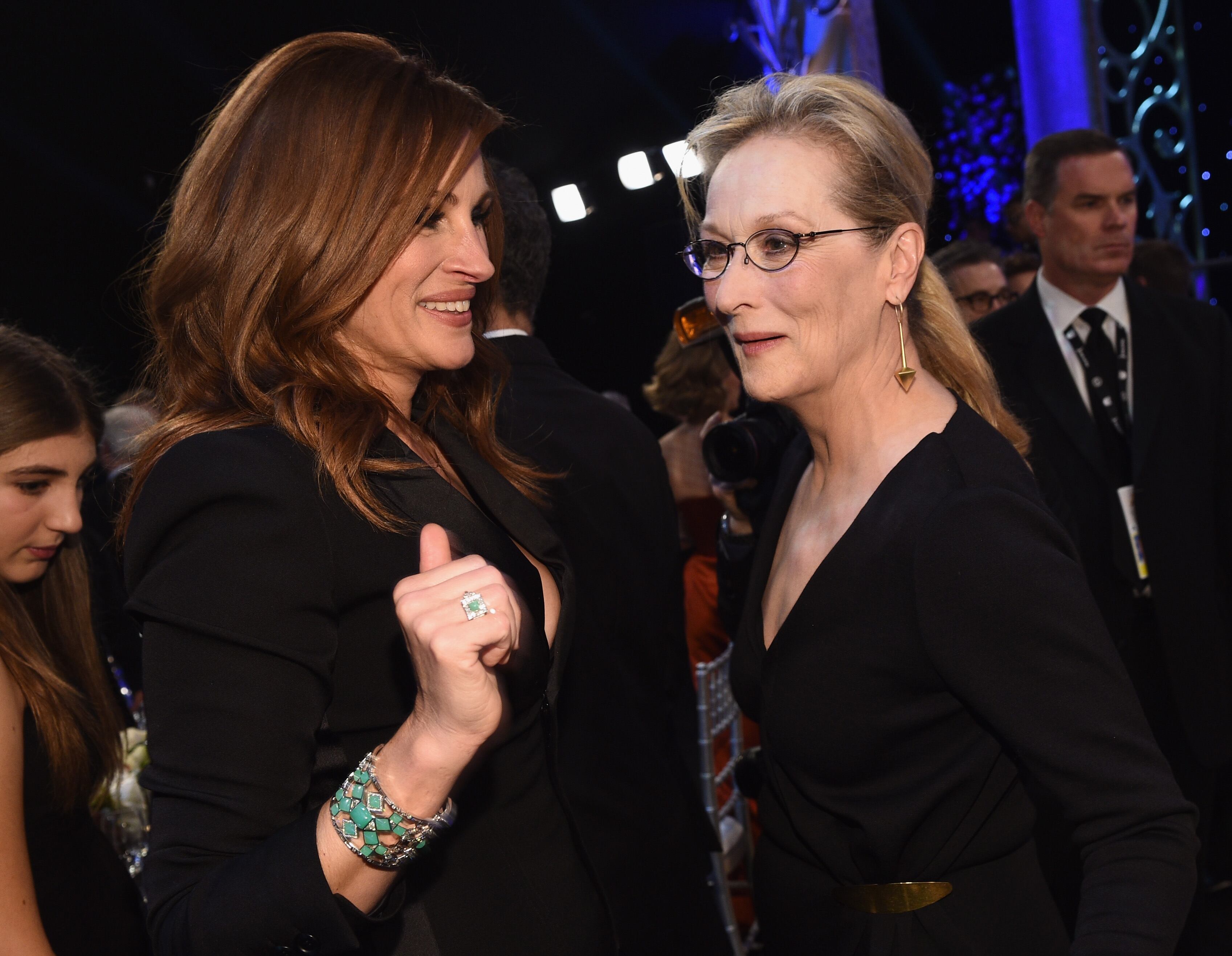 Julia Roberts y Meryl Streep, durante una ceremonia de premios.