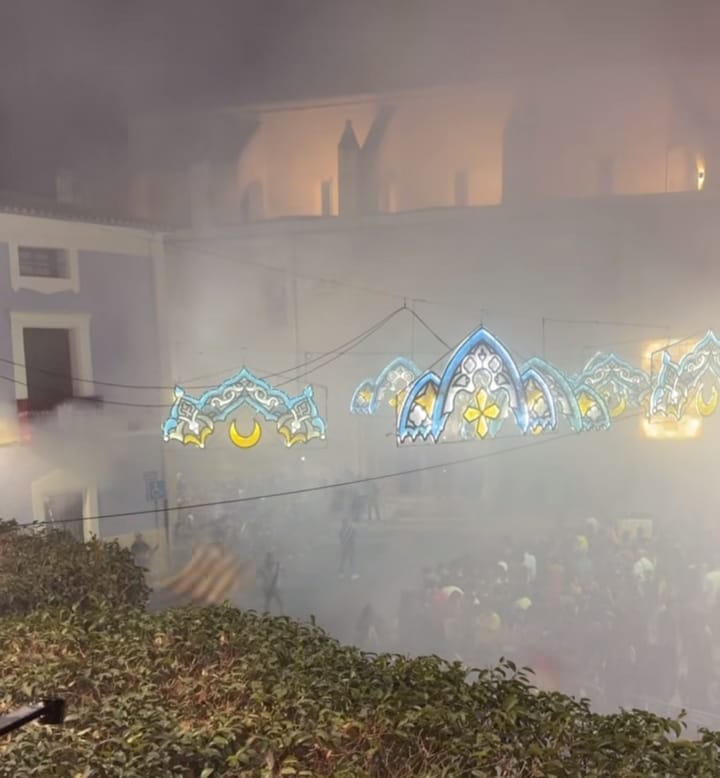 Recibimiento de La Morenica en Plaza de Santiago