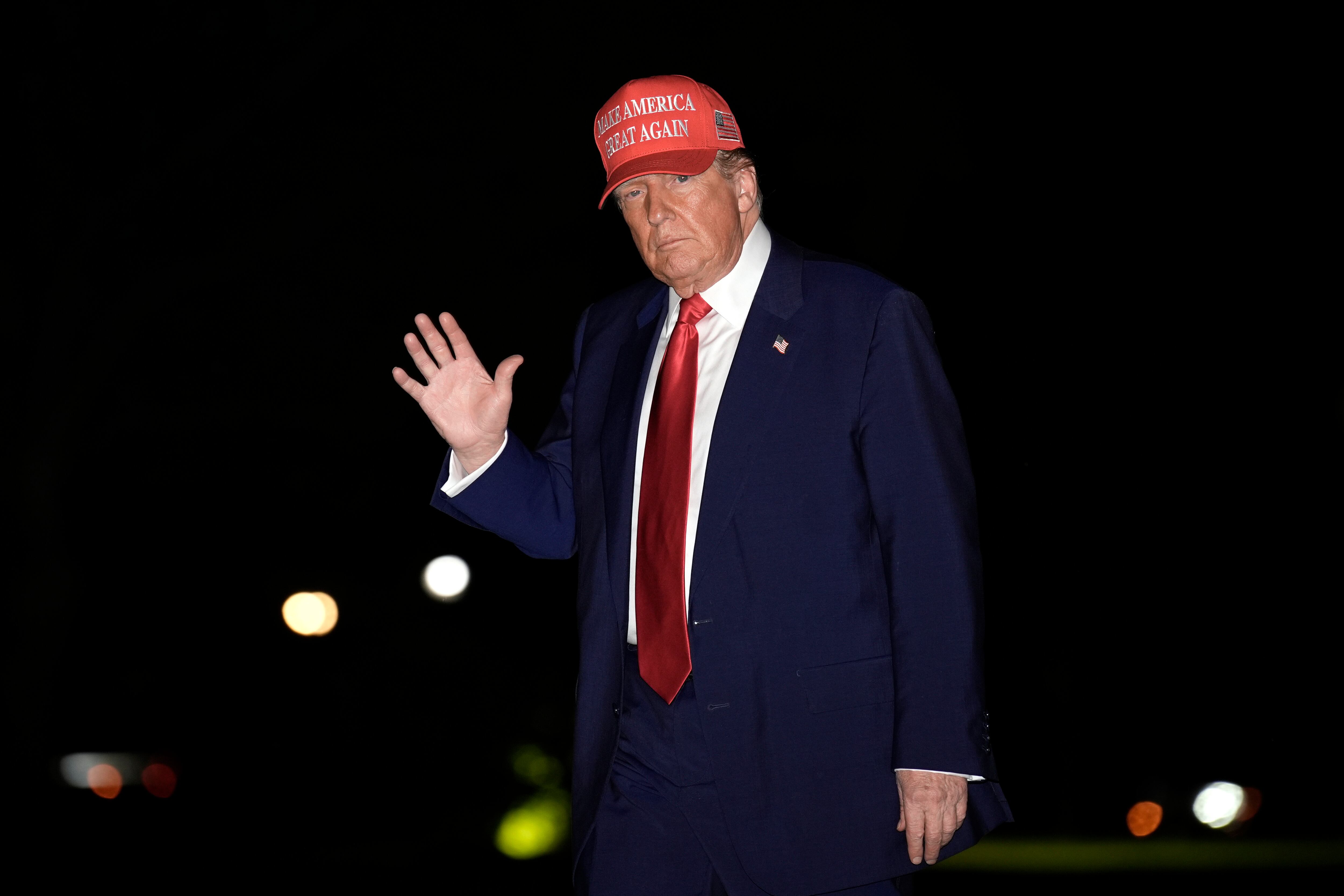 El presidente de EEUU, Donald Trump, llega a la Casa Blanca.