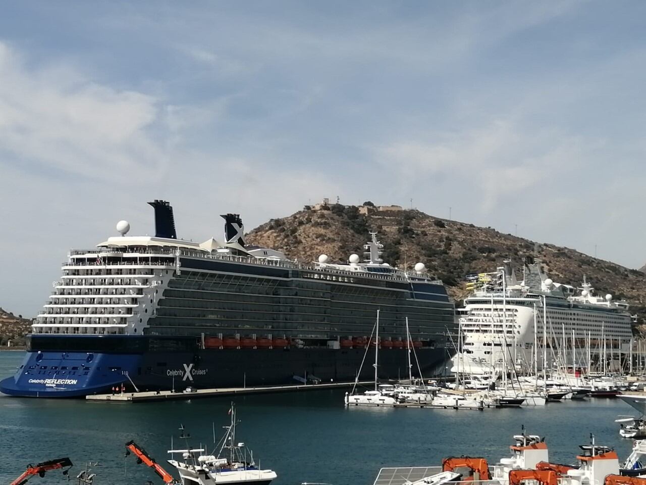 Doble escala de cruceros hoy en Cartagena