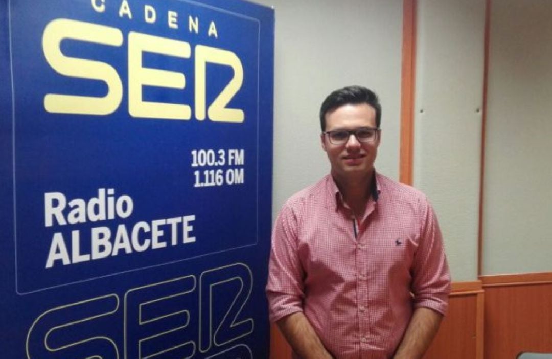 Miguel Zamora, en una entrevista en Radio Albacete