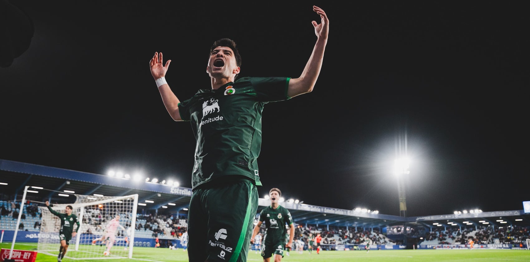 Aldasoro, celebrando su gol en Ponferrada.