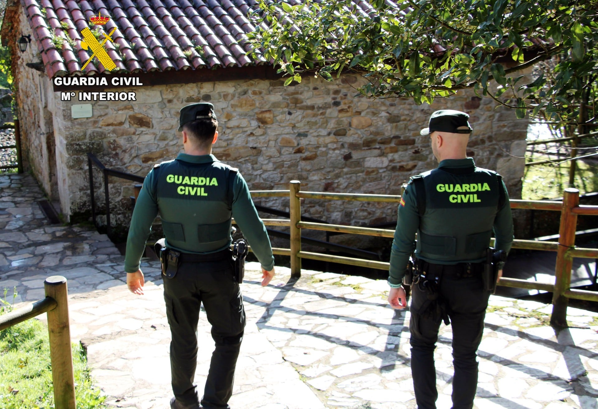 Operativo de la Guardia Civil en Villacarriedo