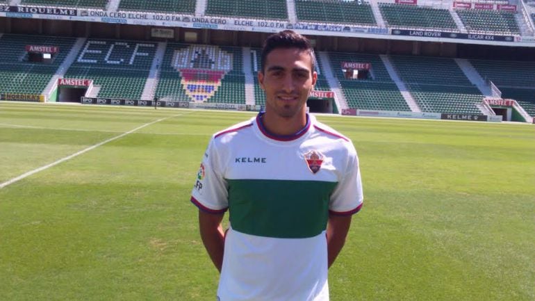 El griego Nikos Vergos firmó uno de los goles del Elche C.F.