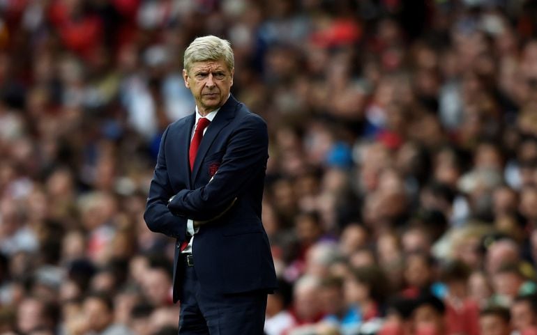 Wenger en uno de sus últimos partidos con el Arsenal