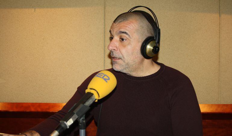 El president del Col·legi de Detectius, Enric Arranz, als estudis de Ràdio Barcelona