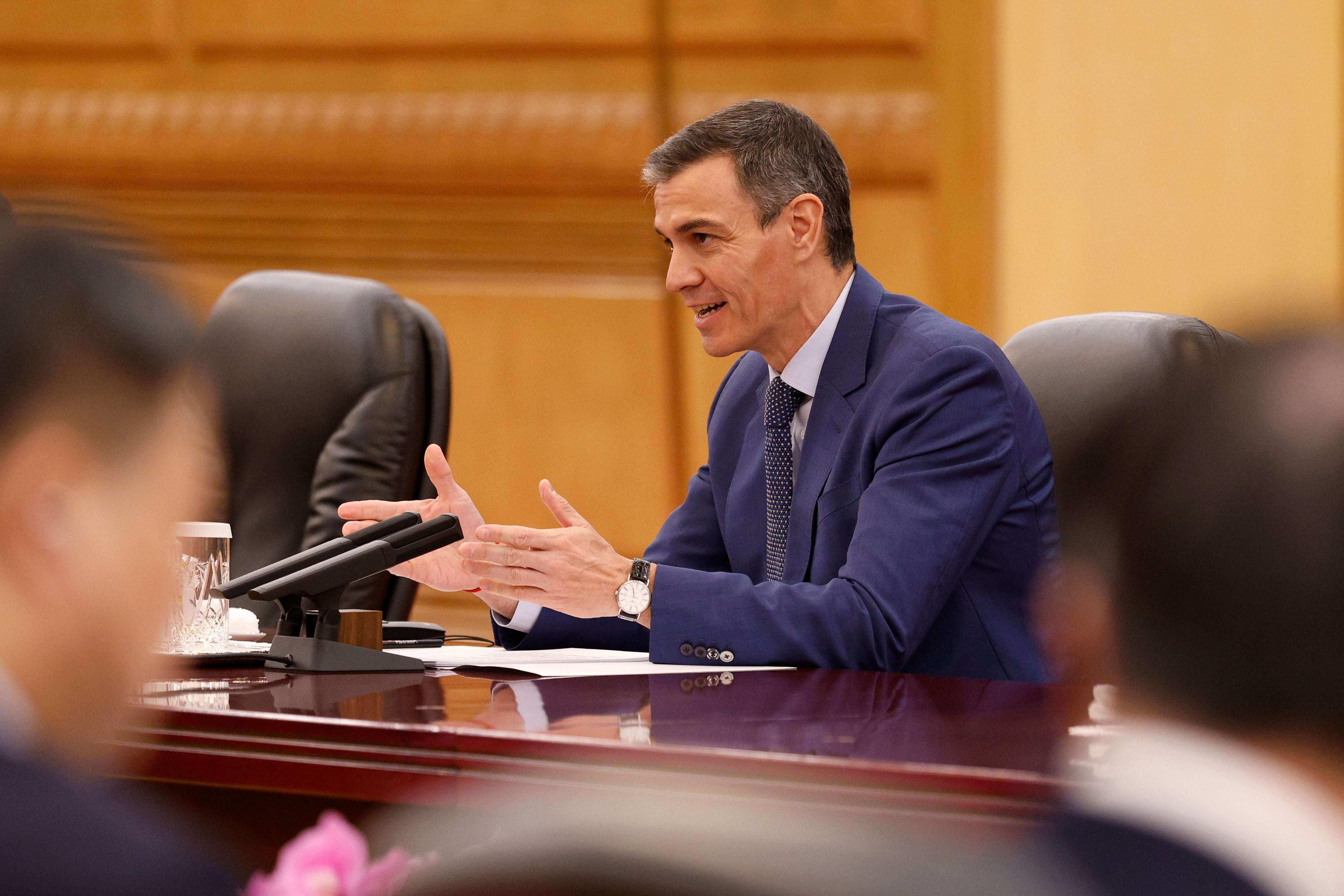 Pedro Sánchez en la reunión con Xi en Pekín.