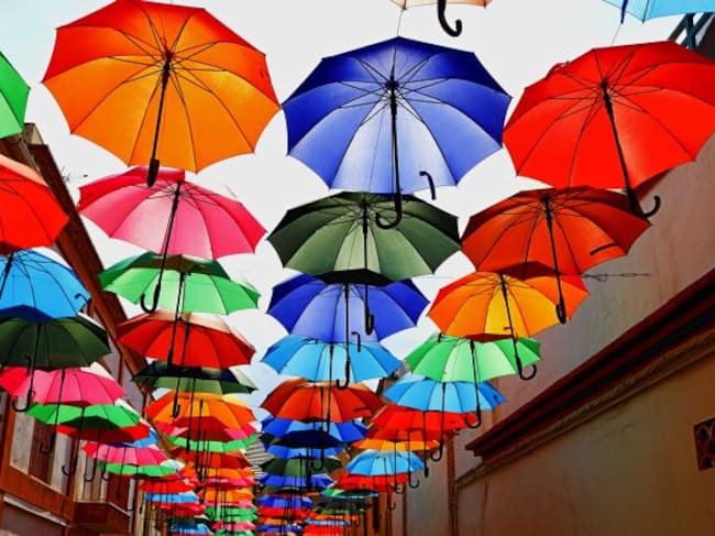 Imagen de una calle de Rocafort, comarca de l´Horta Nord, durante sus Fiestas Mayores