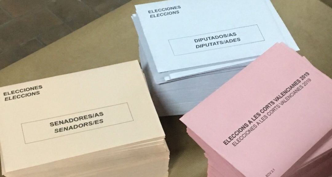 Imagen de archivo de sobres electorales