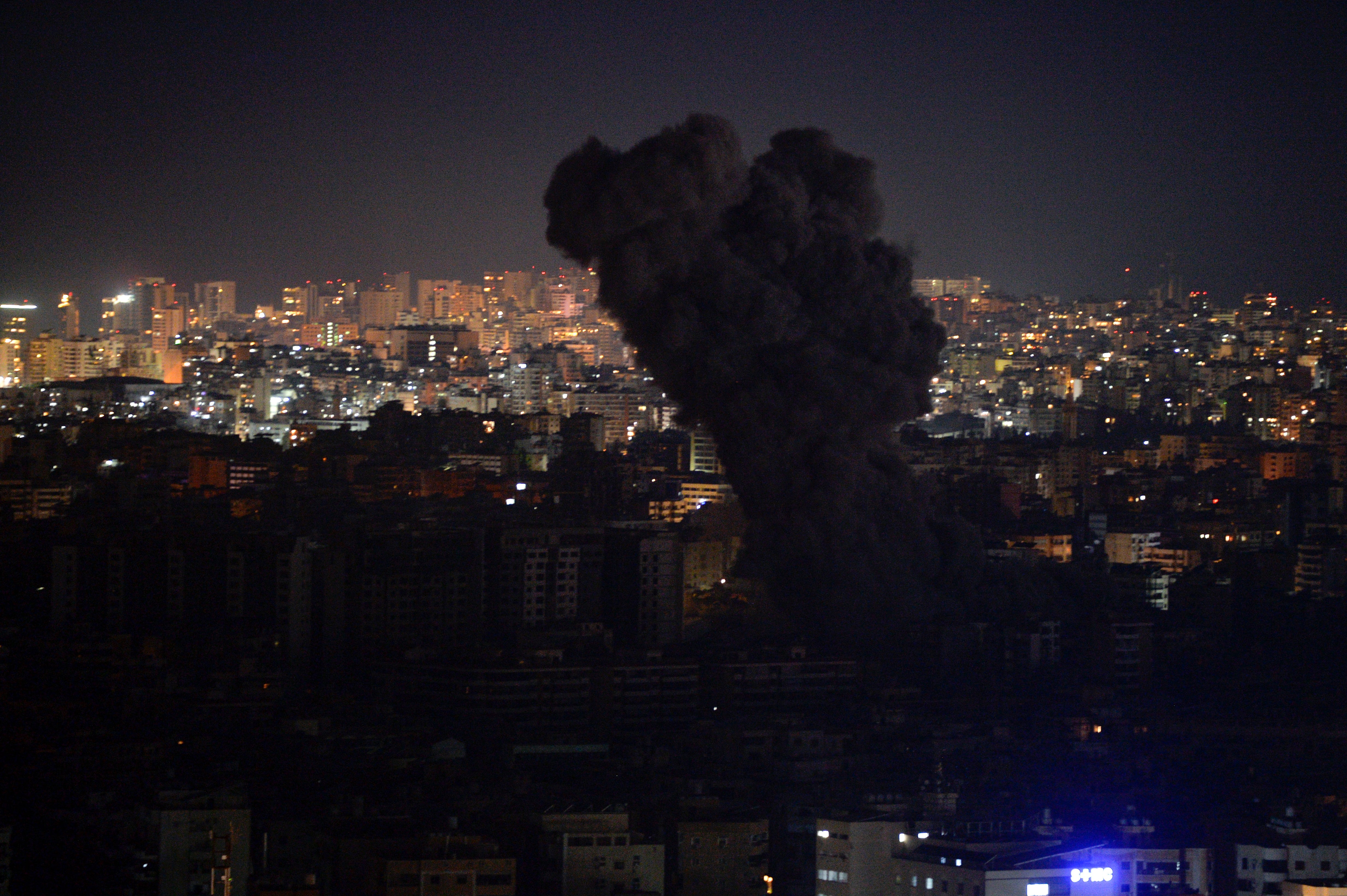 Bombardeos sobre el Líbano EFE/EPA/WAEL HAMZEH