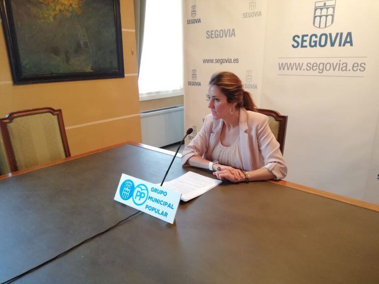 La portavoz del PP, Raquel Fernández.