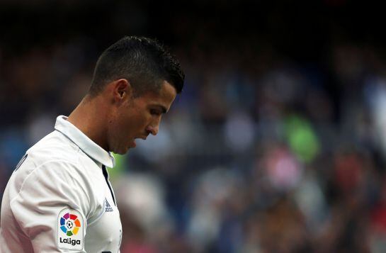 Ronaldo se lamenta tras una acción del partido del Real Madrid contra el Leganés