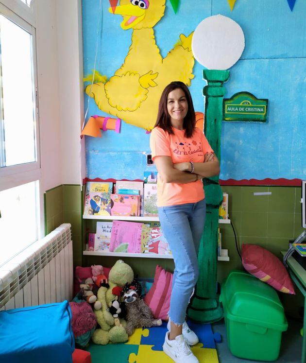 Cristina Lorenzo Martínez en el interior del aula donde cada día imparte clase en la Escuela Infantil Castellar (Bullas)