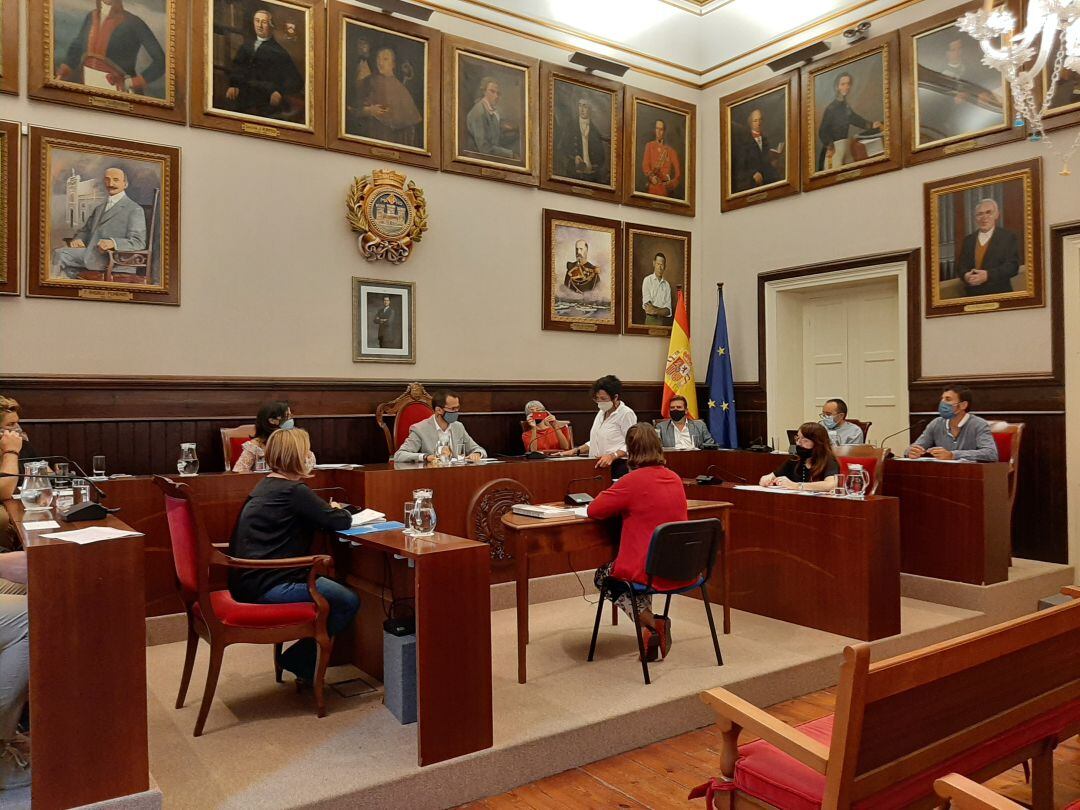 La regidora d'Ara Maó ja gestiona les seves noves competències.